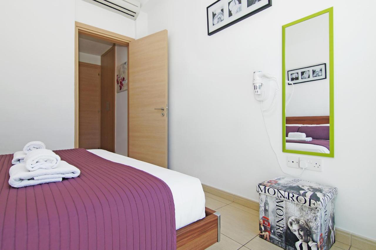 Calypso - Coralli Beachfront Apartment Protaras Ngoại thất bức ảnh