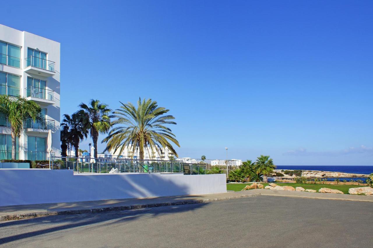 Calypso - Coralli Beachfront Apartment Protaras Ngoại thất bức ảnh