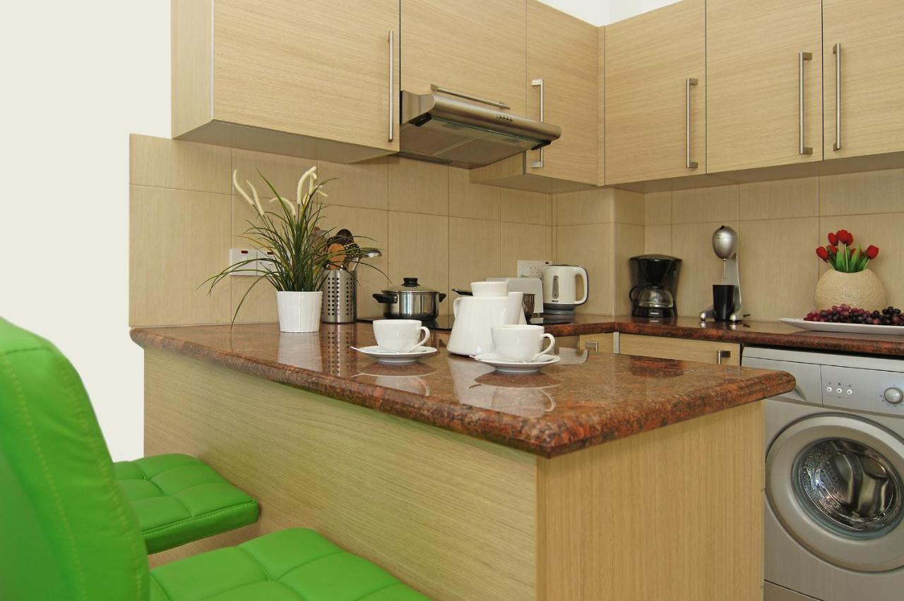 Calypso - Coralli Beachfront Apartment Protaras Ngoại thất bức ảnh