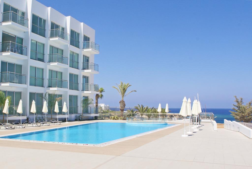 Calypso - Coralli Beachfront Apartment Protaras Ngoại thất bức ảnh