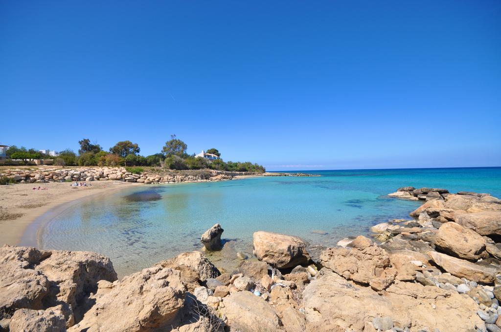 Calypso - Coralli Beachfront Apartment Protaras Ngoại thất bức ảnh